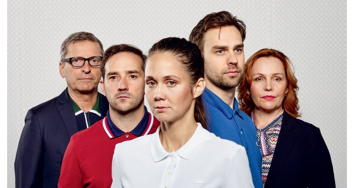 Divadlo Verze Praha: DRAZÍ RODIČE