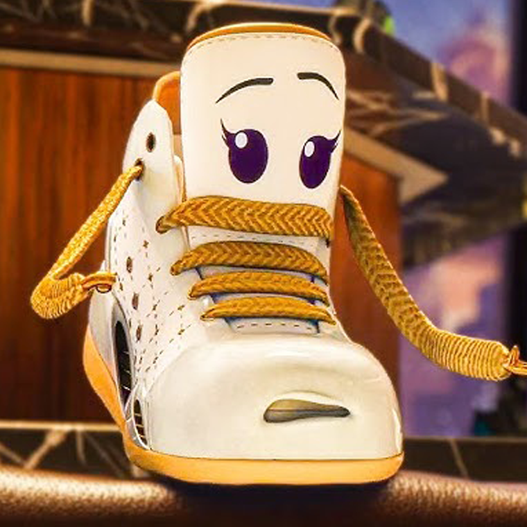 SNEAKS